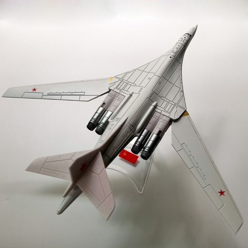 1:200 Soviet Tupolev Tu-160 Blackjack Bomber Model Diecast Military Collection