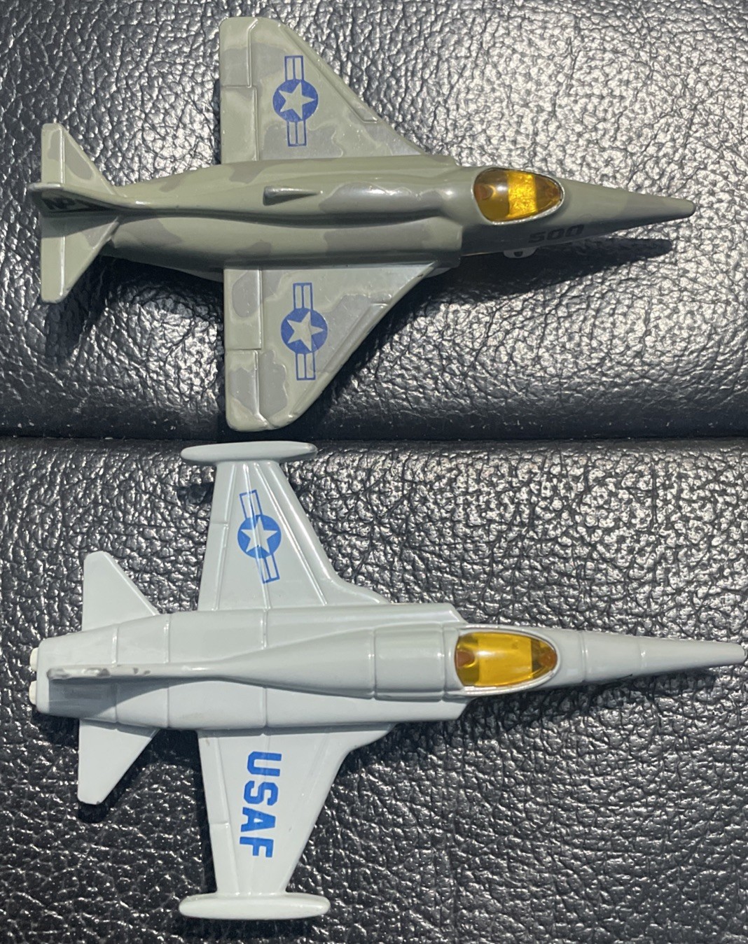 Jet Airplane Pull Back Toy A-4F Skyhawk Diecast No.2012 & F-5A Freedom No. 2013