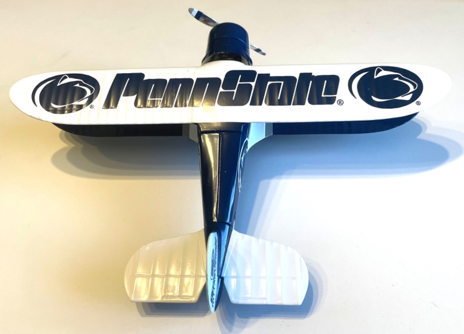 PENN STATE BEECHCRAFT D17 STAGGERWING DIE CAST METAL AIRPLANE BANK