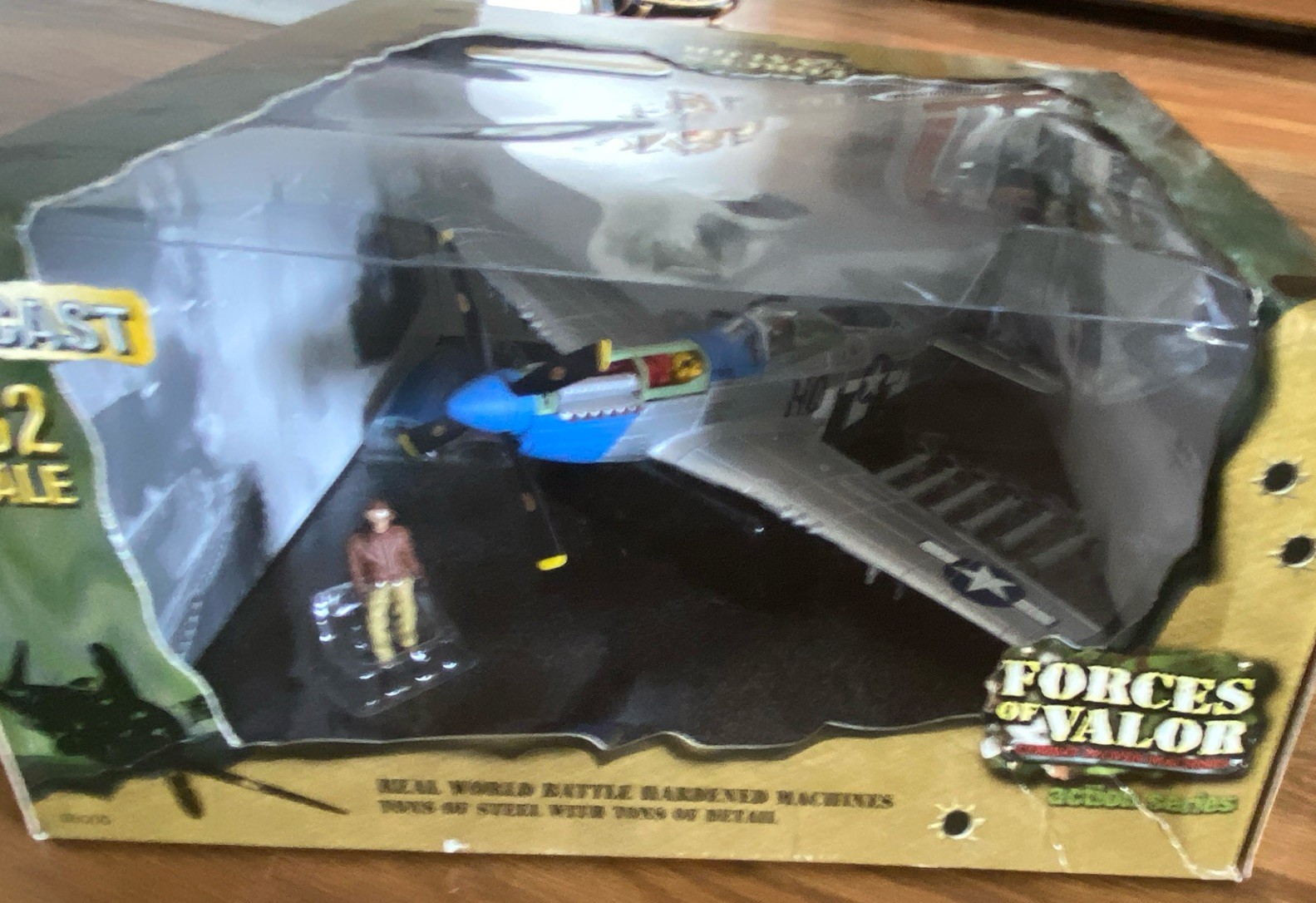 Forces of Valor 1:32 P-5,1D Mustang Diecast w/ Stand Silver Blue, MIB