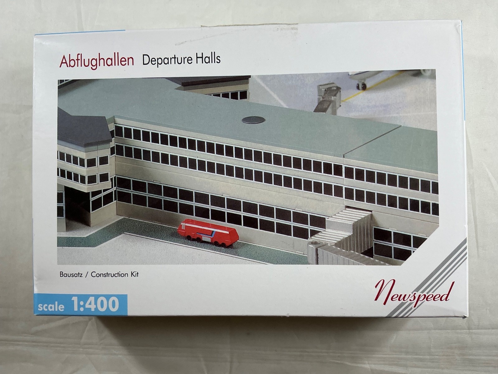 Newspeed 003 1:400 Airport Buildings Departure Halls