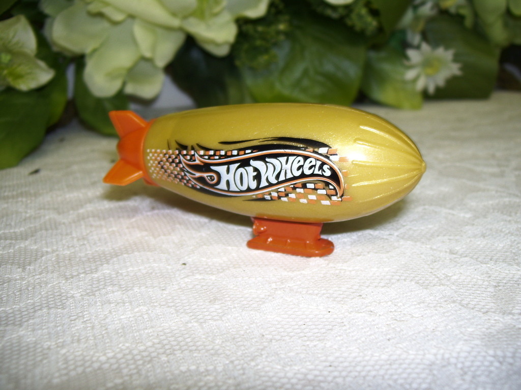 1991 Hot Wheels Power Blimp