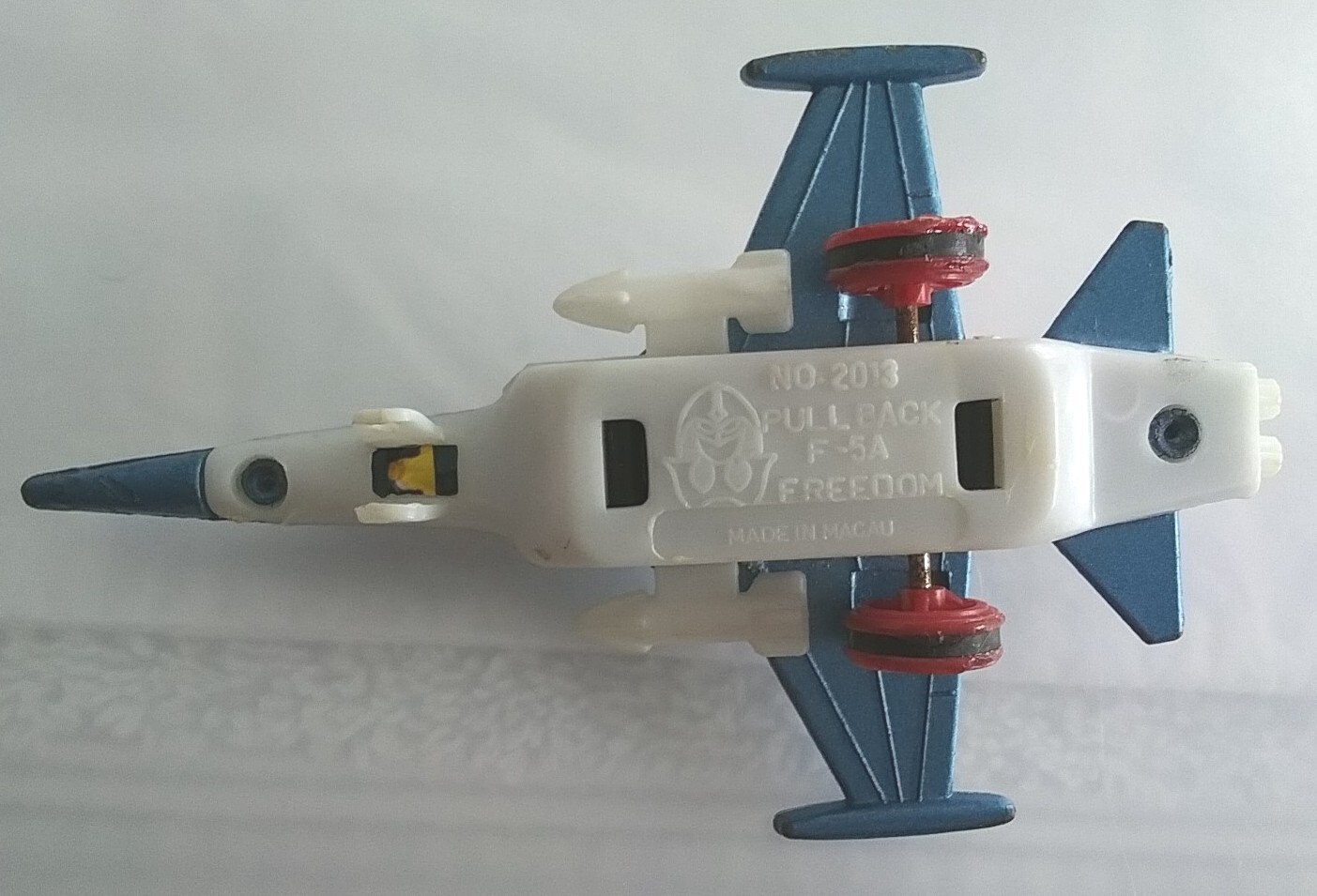 Vintage Die-Cast Jet Airplane Pull Back F-5A Freedom Made In Macau 4″ USA Milita