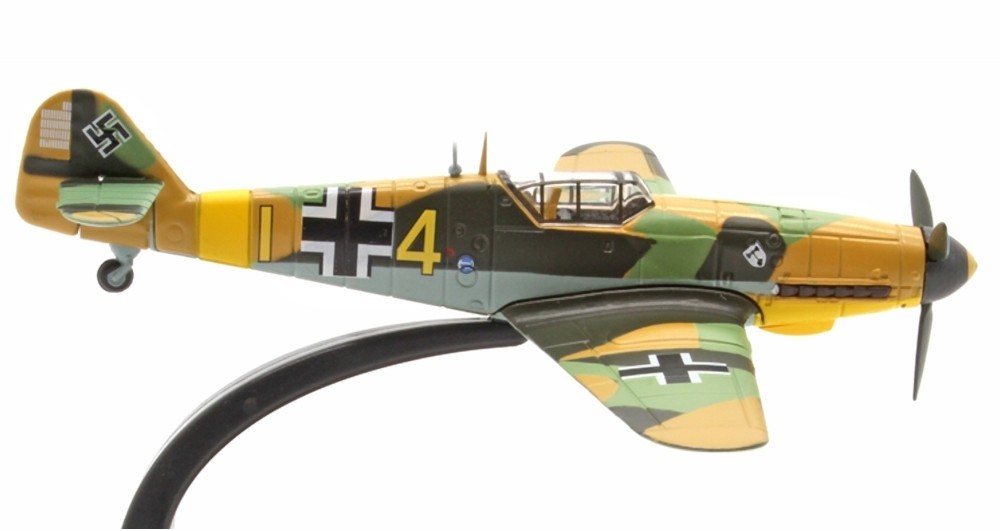 Bf-109 Bf-109F-4 Boremski Eastern Front 1942 1/72 Scale Diecast Model – Oxford