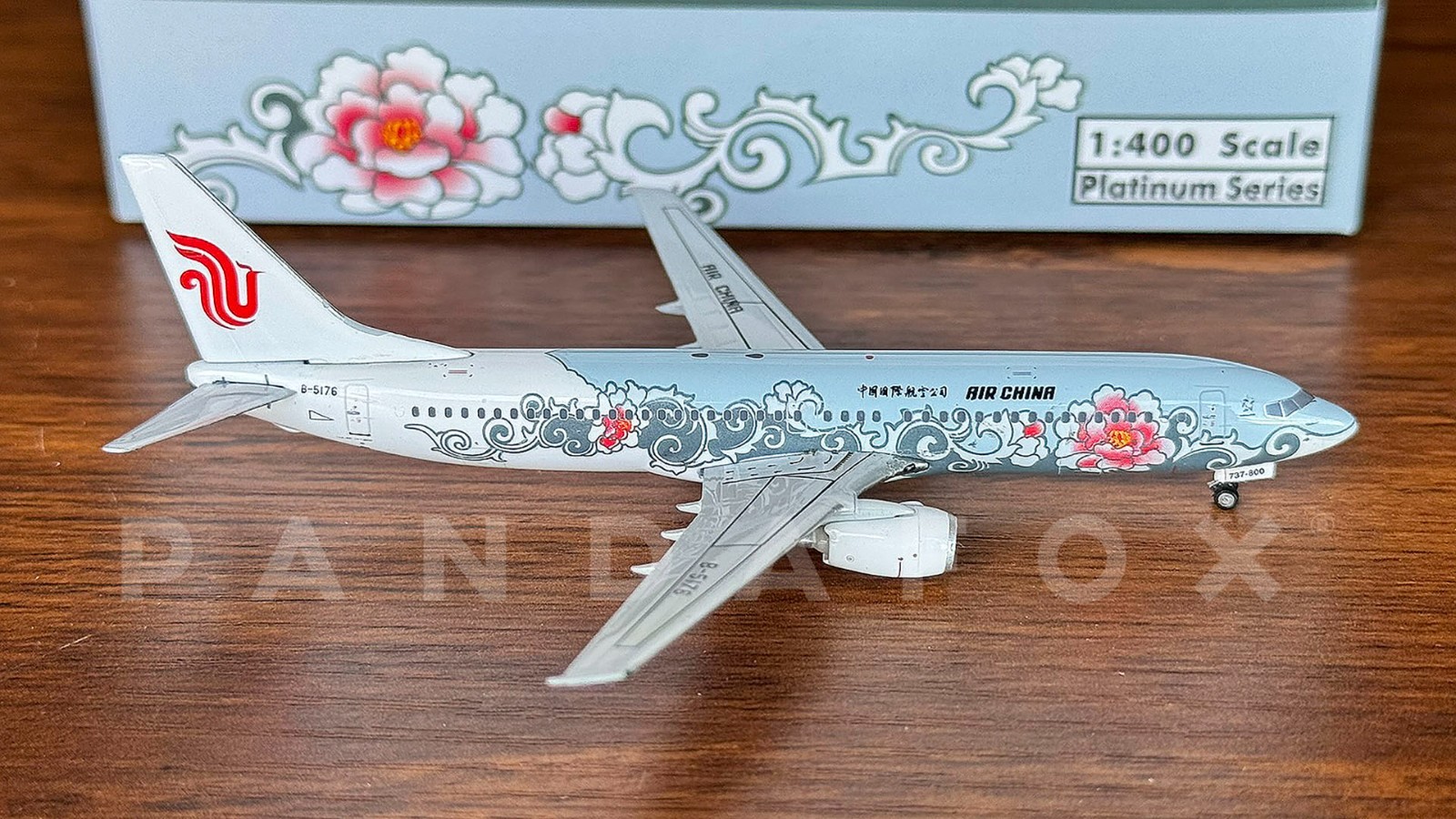 Air China Boeing 737-800 B-5176 Silver Peony Phoenix 10706 Scale 1:400 RARE
