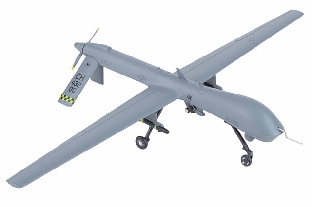 A00015A Air Force 1 MQ-1 Predator 1/72 Model USAF 432nd WG