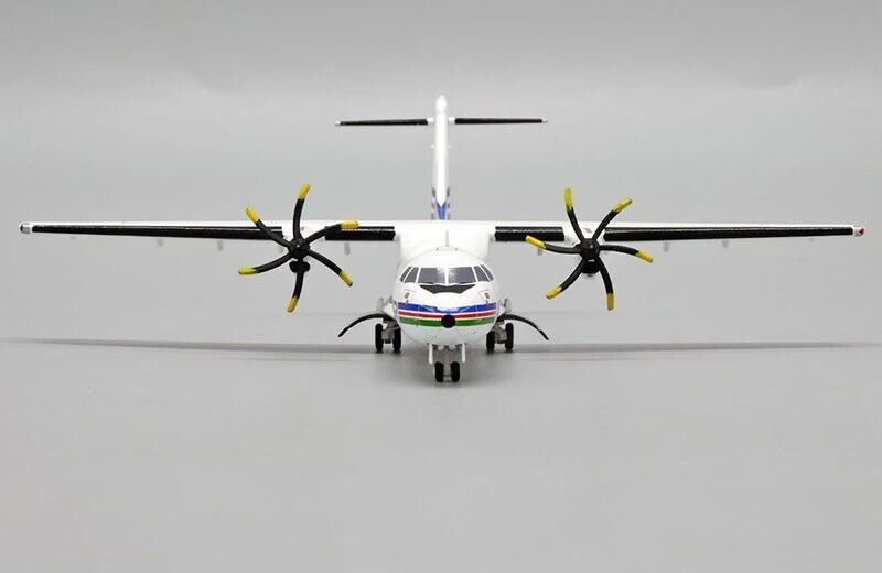 1:200 JC Wings ATR-42-300 Passenger Airplane Diecast Aircraft Plane Model