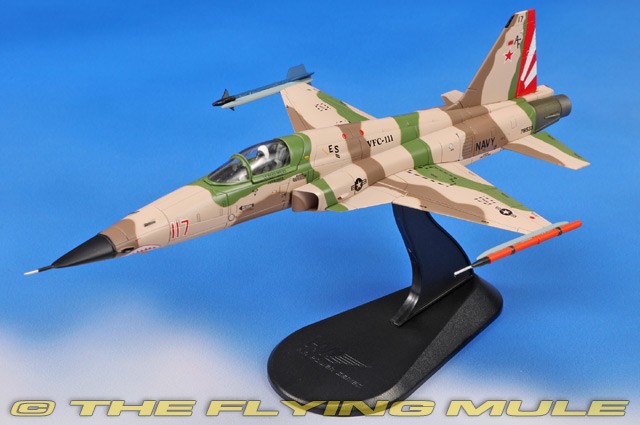 Hobby Master 1:72 F-5N Tiger II USN VFC-111 Sun Downers Red 117
