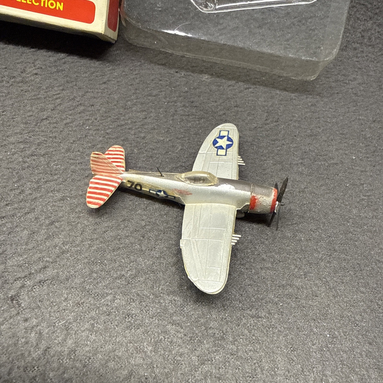Bachmann Mini-Planes P-47 D Thunderbolt WWII Airplane 1/87 Plastic Hong Kong