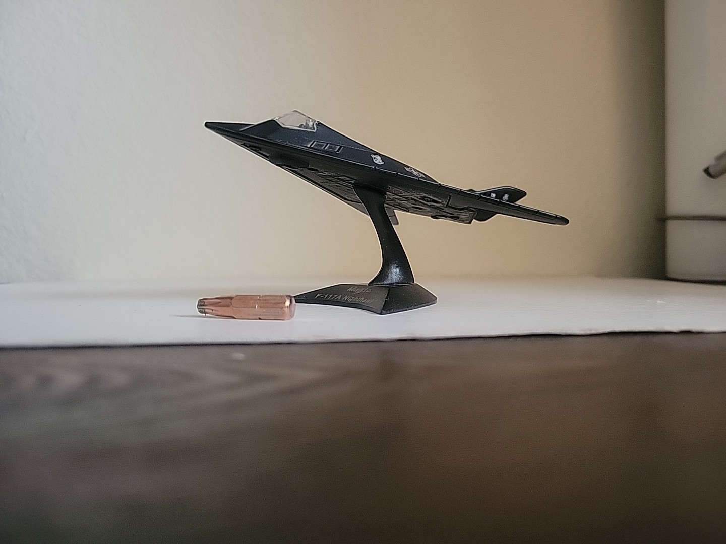 Maisto F-117A Nighthawk Stealth Fighter Diecast Aircraft LANDING GEAR REMOVED