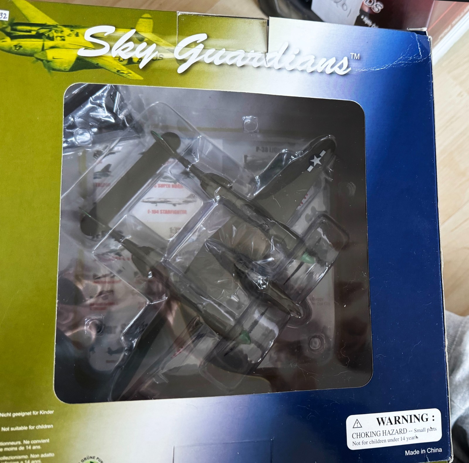 Witty Wings Sky Guardians – P-38 lightning – USAAF Hills Angels – WTW-72-020-004