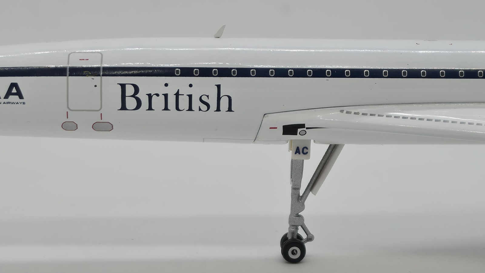 ARD Models 1:200 Concorde G-BOAC British Airways Negus SAA Red Tail ARDBA25