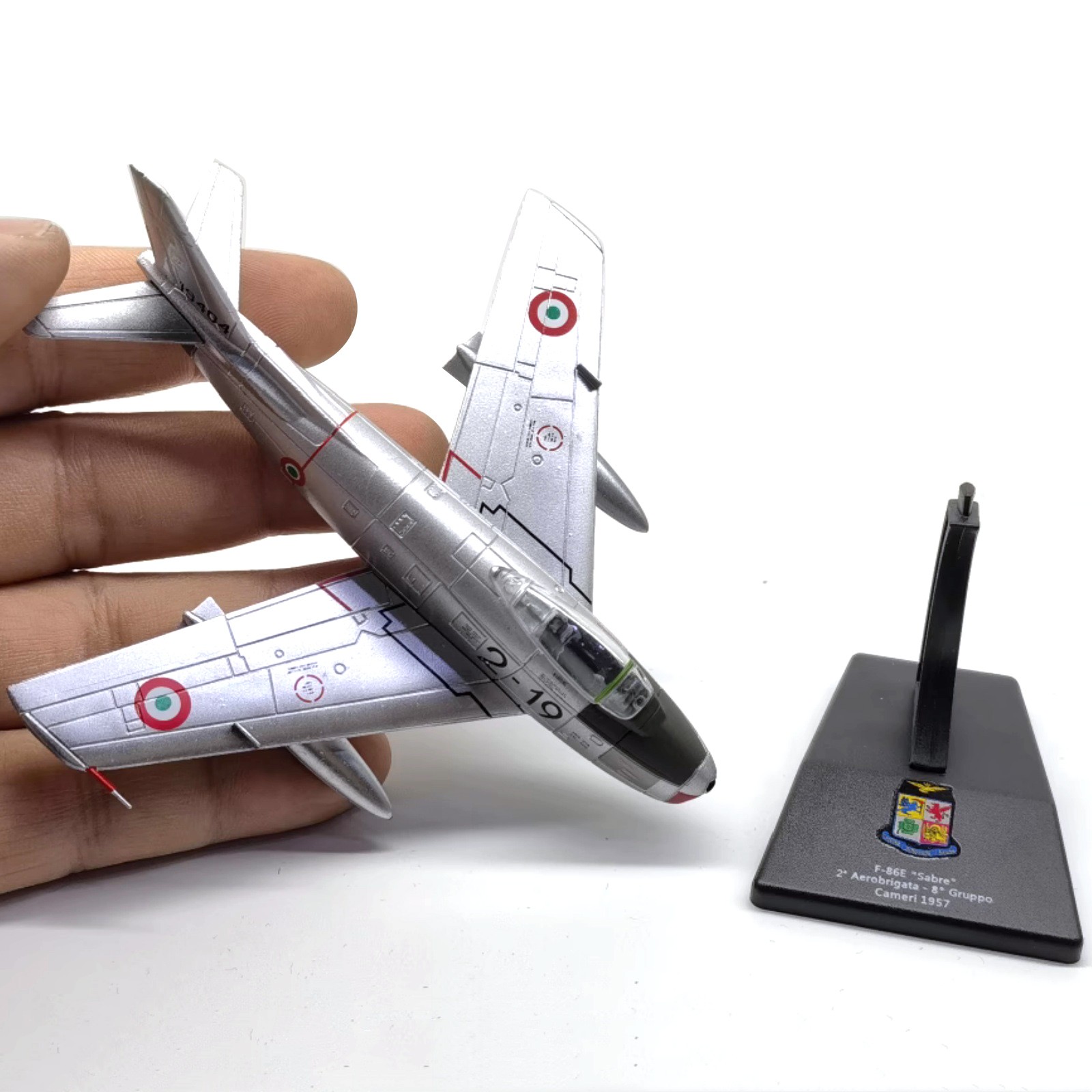 11.5cm 1:100 Italian F-86 Sabre Fighter Finished Model Gifts Choice For Birthday