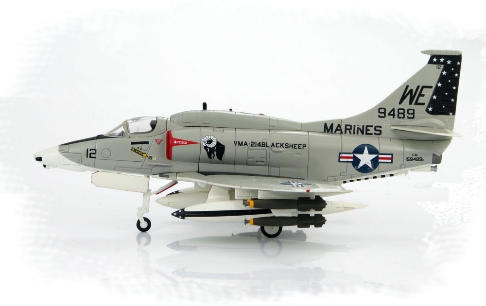 Hobby Master 1:72 US Marines A-4 Skyhawk VMA-214 “Black Sheep” (HA1411)