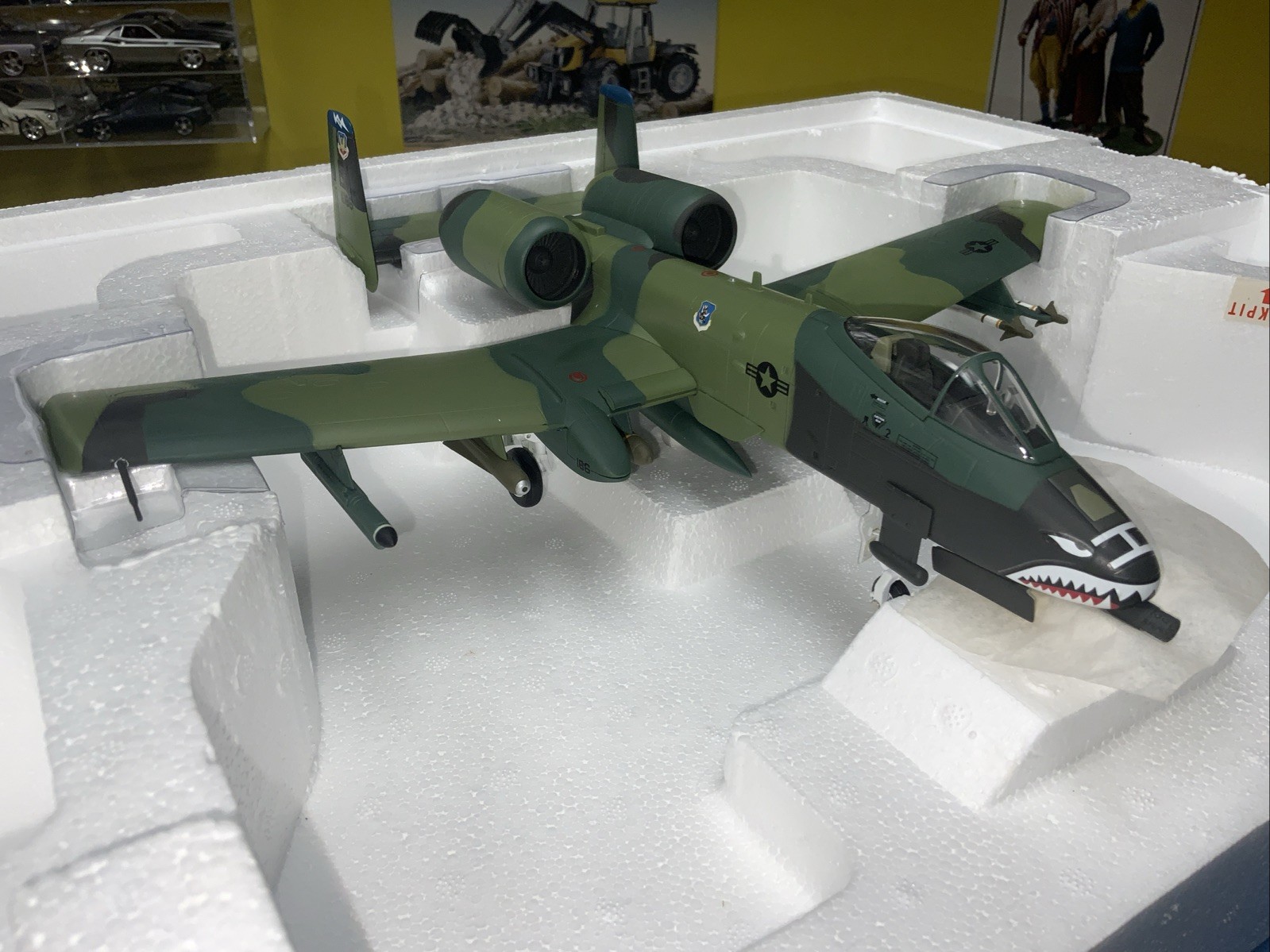 Franklin Mint Armour Collection A10 WARTHOG USAF AIR FORCE B11 B921