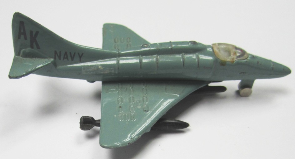 Douglas A-4E Skyhawk Attack Plane Jet Diecast Model Dyna-Flites A130 Zee Toys