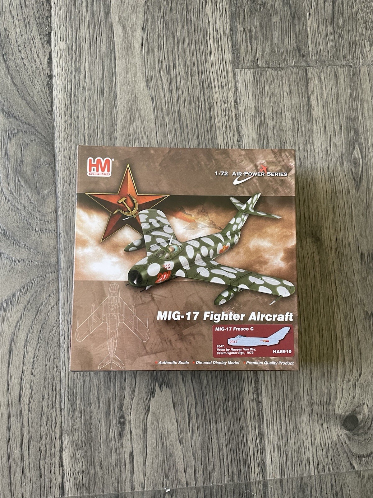 Hobby Master HA5910 MiG-17F VPAF 923rd Yeh The Fighter Red 2047 Vietnam 1972