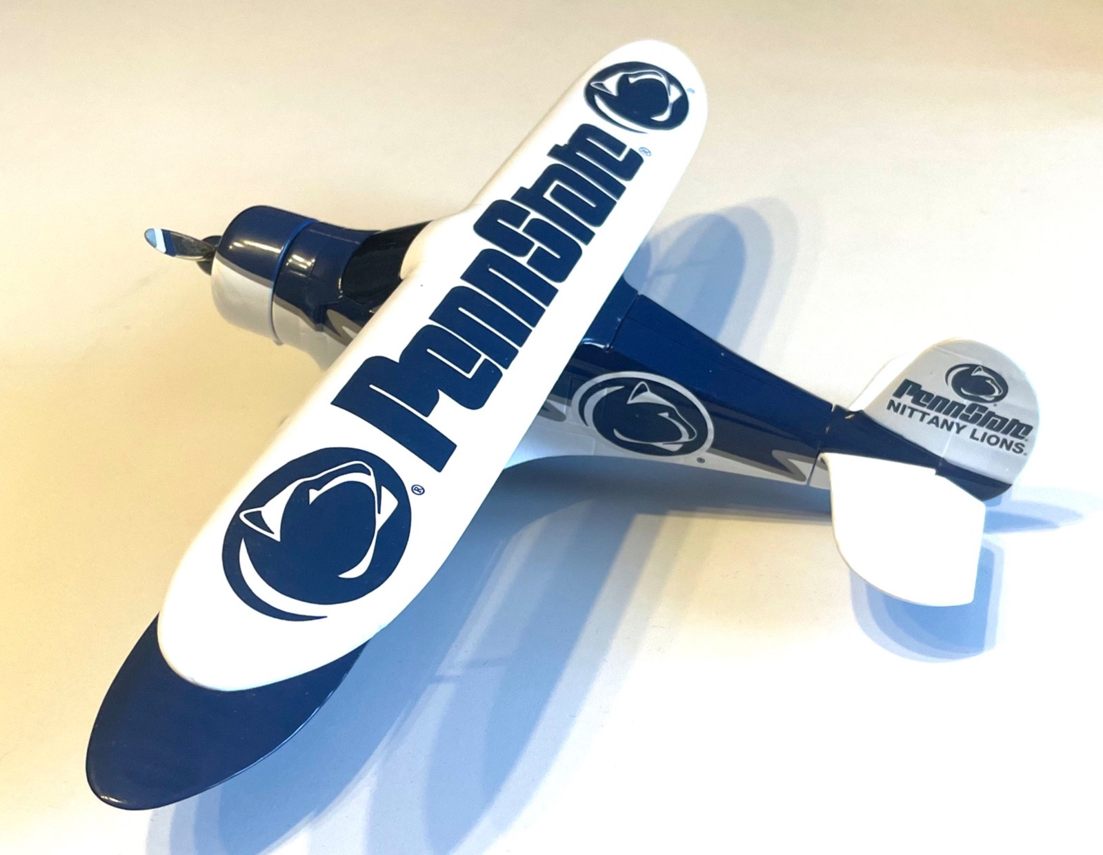 PENN STATE BEECHCRAFT D17 STAGGERWING DIE CAST METAL AIRPLANE BANK