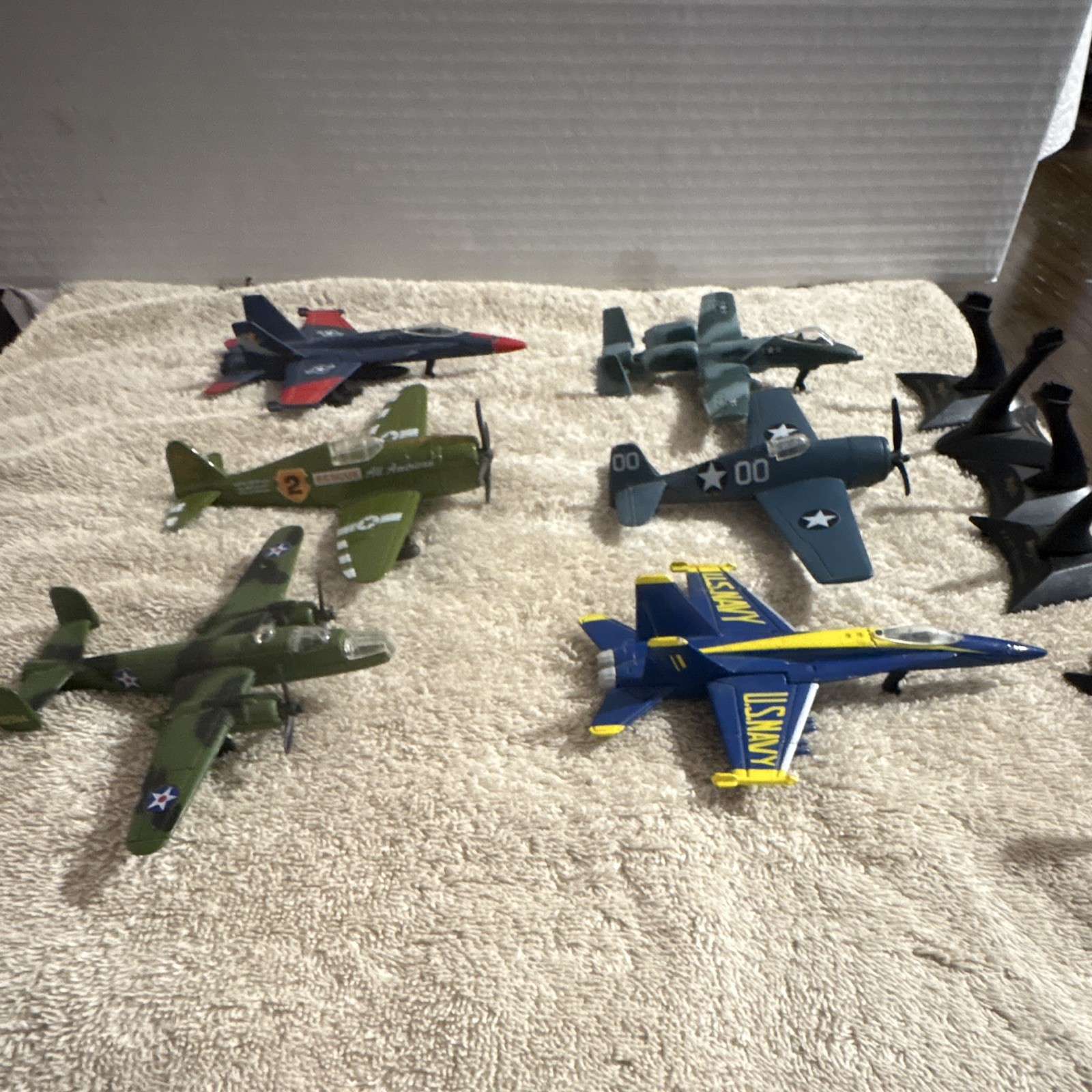 Lot of 6 Diecast Toy Military Aircraft Planes & Jets, US Navy, Multicolor