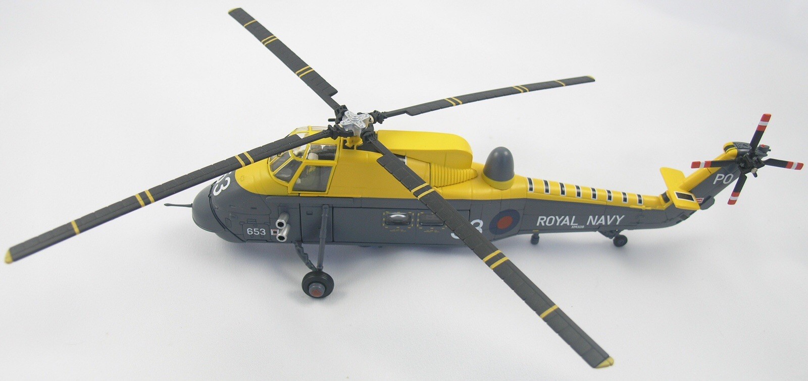 Corgi AA37605 Wessex Westland HAS Mk 3 Helicopter RNFAA Diecast Model 1:72