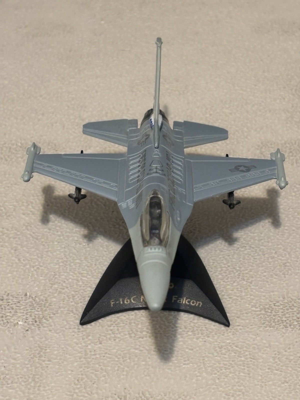 Maisto Diecast Set Of F-16 Night Falcon & F-16 Block 60 Out Of Blister