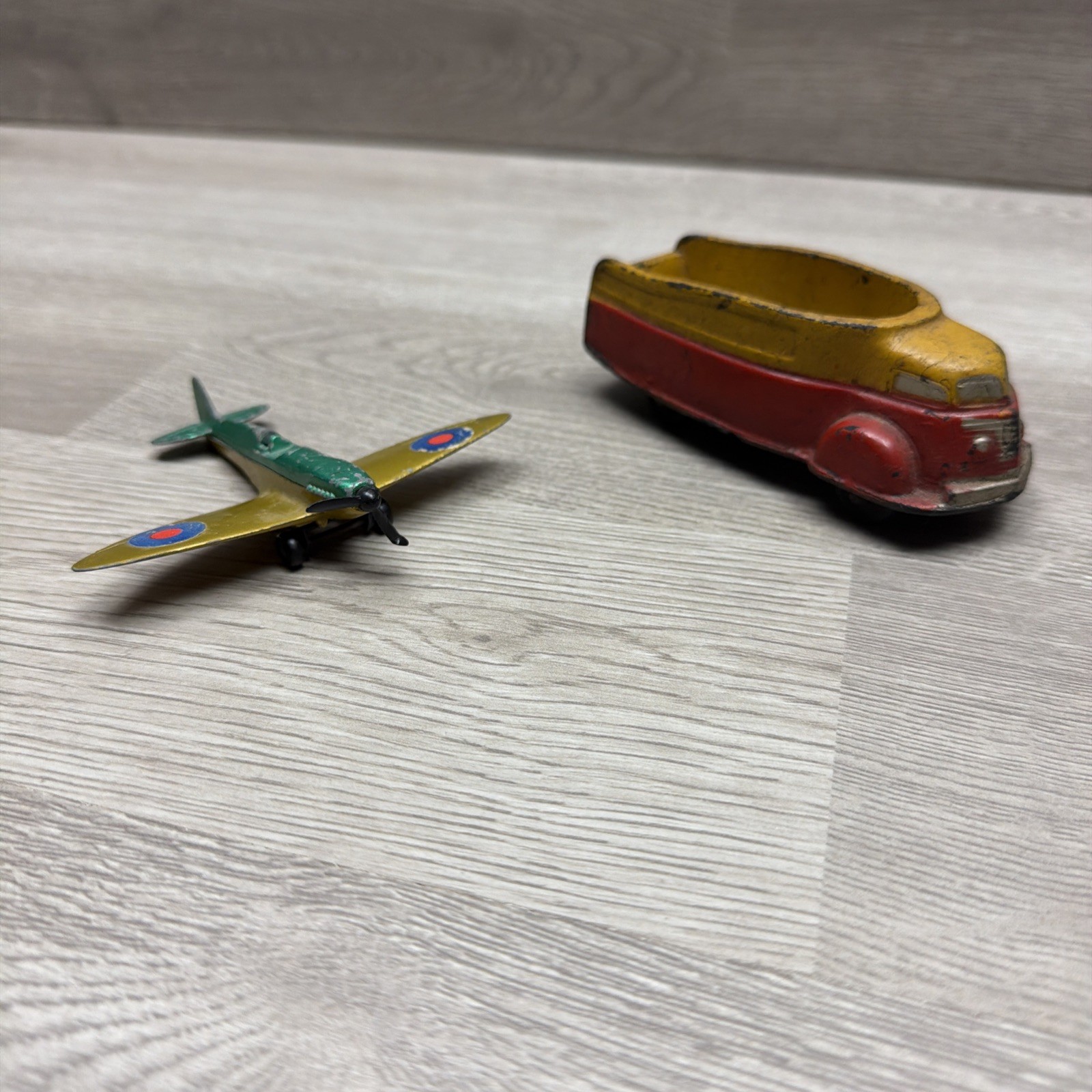 Matchbox 1973 Skybuster Spitfire Lesney 3″ Die-Cast Plane&1930’s Sun Rubber