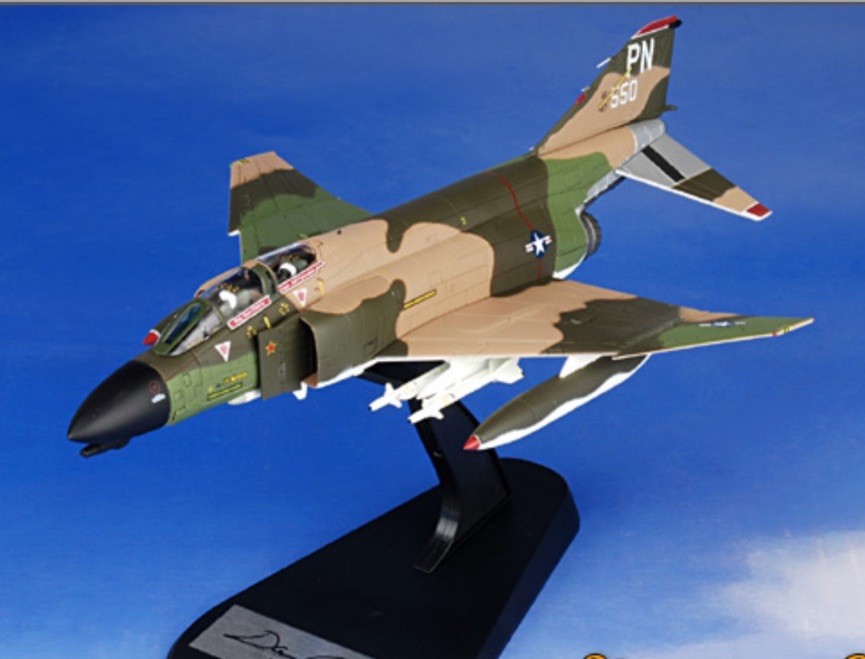 Hobby Master HA1938A 1/72 Scale – McDonnell Douglas F4-D 67-550