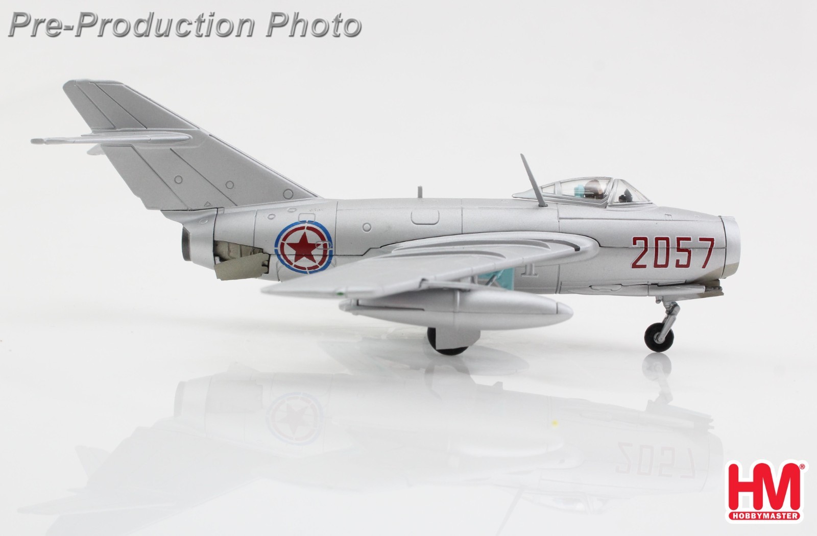 Hobby Master HA2432, MIG-15bis “Lt. No Kum-sok” 2057, Kimpo AFB, 1:72