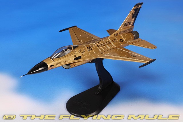 Hobby Master 1:72 F-16A Fighting Falcon USAF 185th FW IA ANG Golden Bat