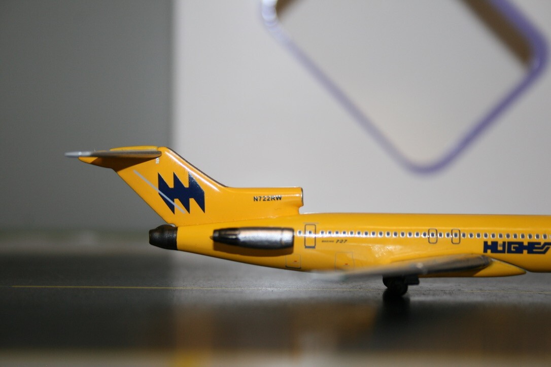 Aeroclassics 1:400 Hughes Airwest Boeing 727-200 N722RW (AC411174) Model Plane