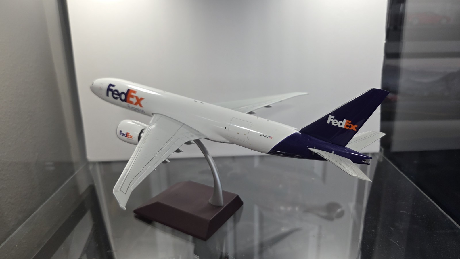 GEMINI JETS 1:200 scale FedEx EXPRESS BOEING 777F G2FDX951 N888FD