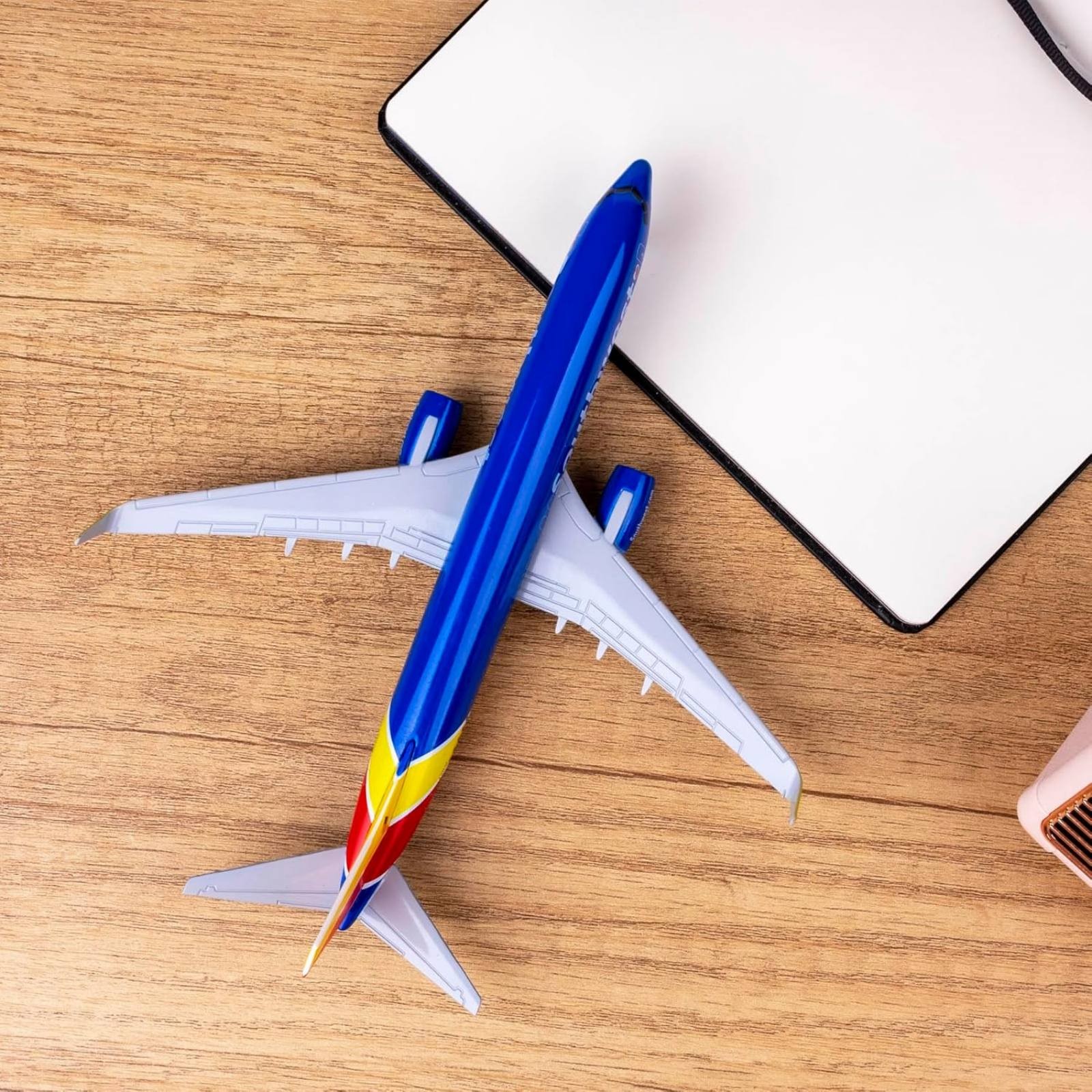 20cm B737 Airline Diecast Airplane Mode Aviation Enthusiast Collection Gift