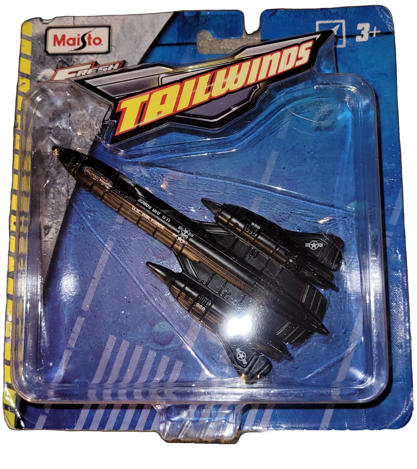 Maisto 15088 Fresh Metal Tailwinds Millitary Airplane – Black