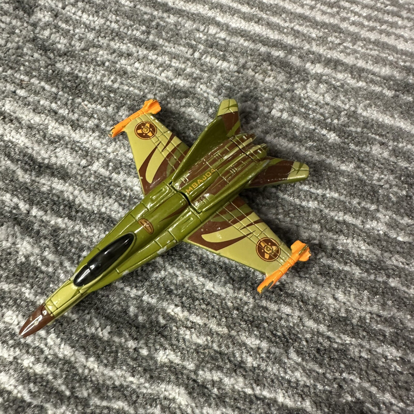 Nos 2003 Matchbox Hero City Sky Busters Airplane/Jet Die-Cast Toy Attack Jet