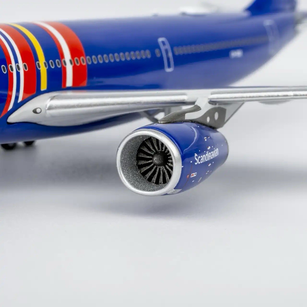 NG Models 1:400 Scandinavian Airlines SAS Airbus A330-300 LN-RKR 80 Years