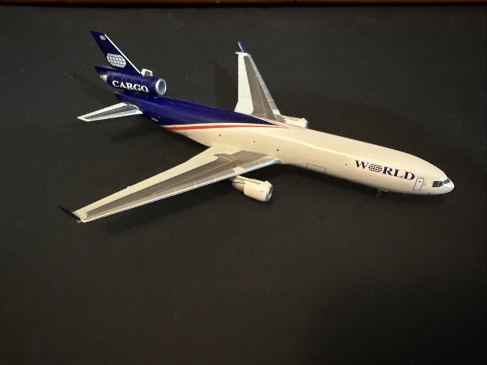 Dragon Wings 1:400 World Cargo MD-11F Première Collection Diecast Model 55035