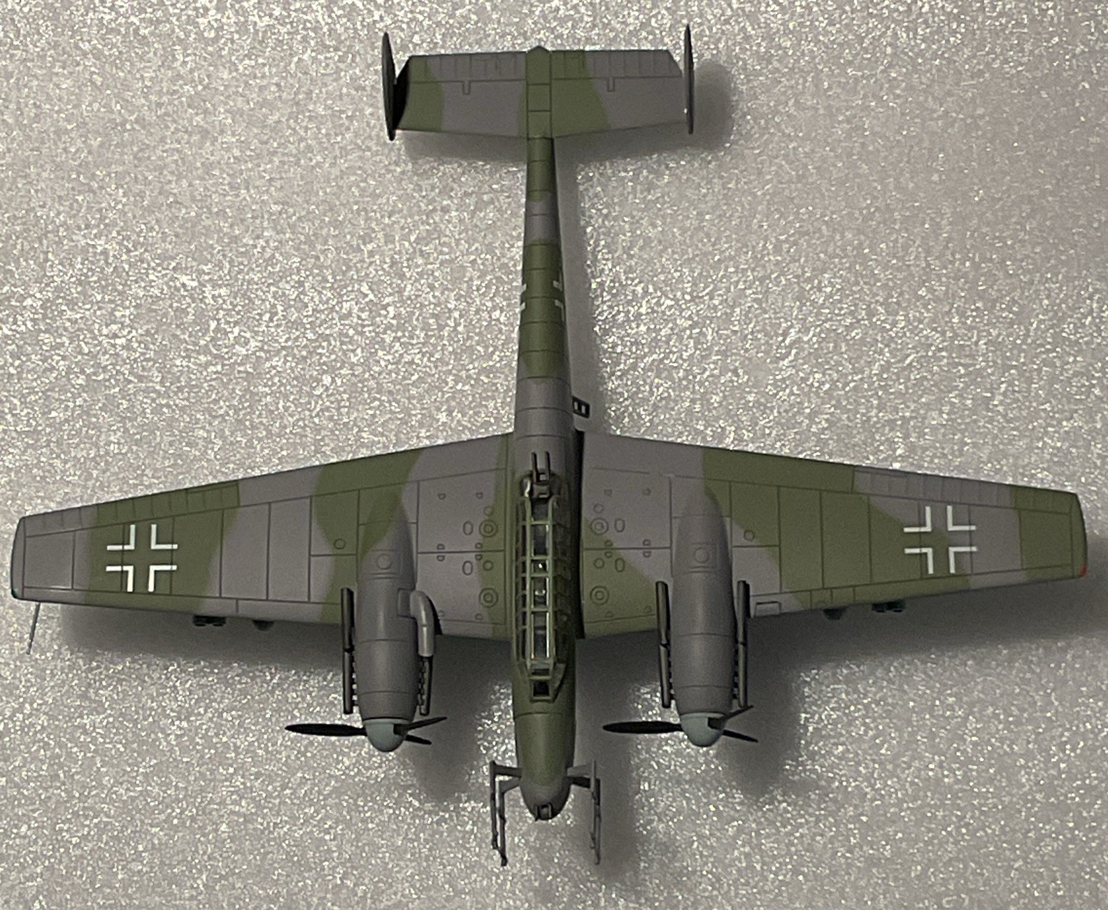 Hobby Master 1:72 Messerschmitt BF 110G-4 Shark Mouth Diecast HA1805