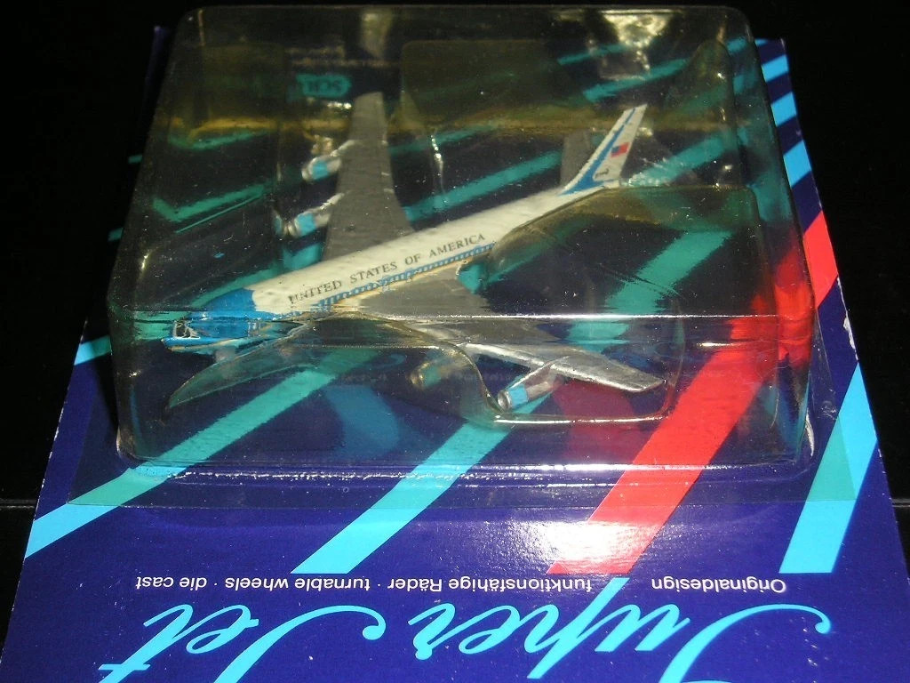 USAF.( AIR FORCE ONE) B707-220. Schabak #935/85. Scale 1:600 .New Blister Box