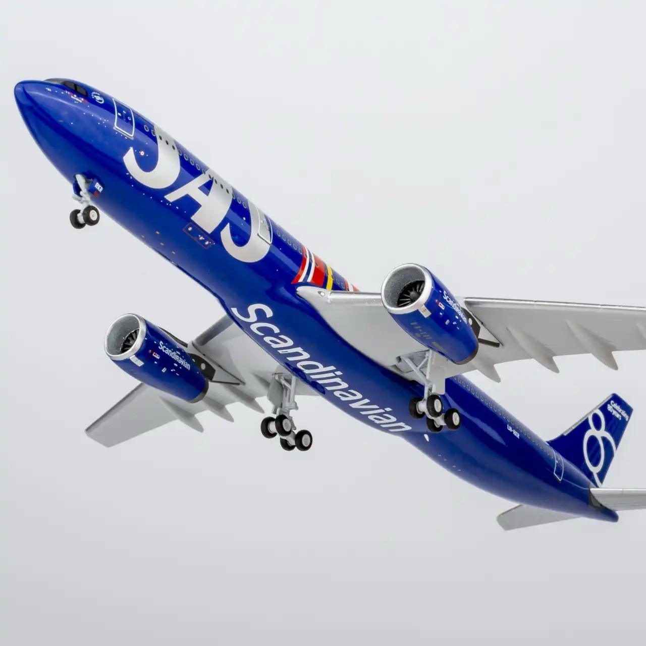NG Models 1:400 Scandinavian Airlines SAS Airbus A330-300 LN-RKR 80 Years
