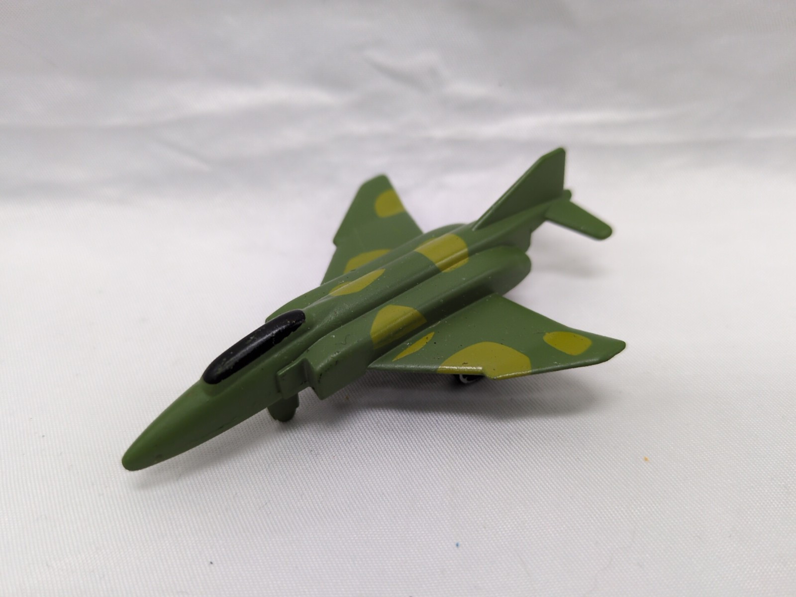 Green Camo Colored Diecast Fighter Plane 3″