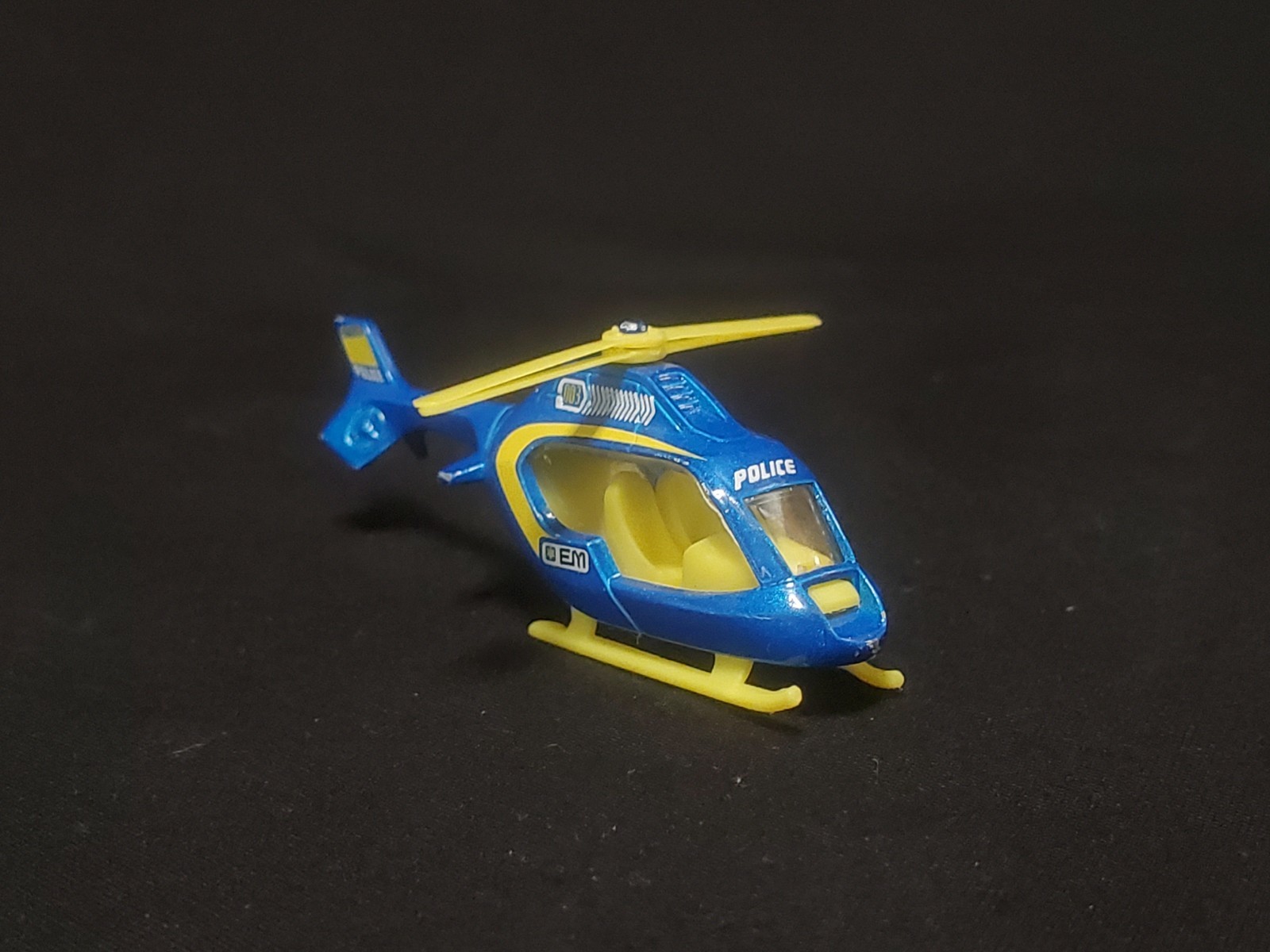 EM Police Helicopter – 2013 Fast Lane Diecast 1:64 Toy Vehicle