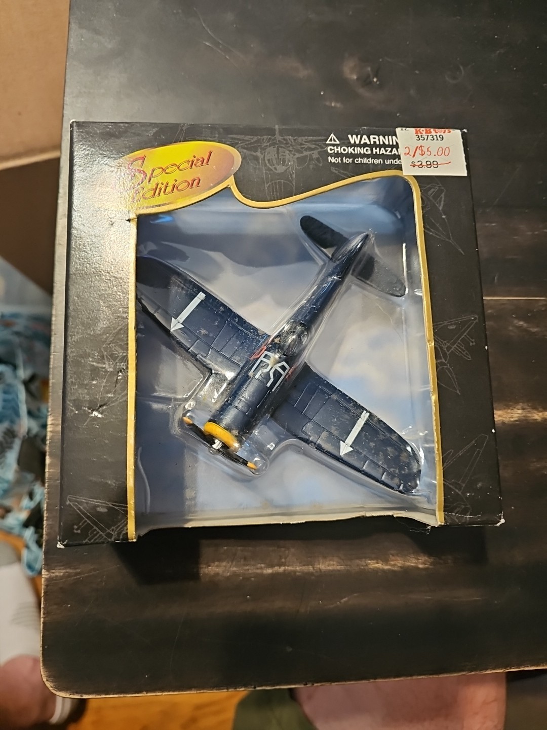 Maisto Air Force Special Edition F4U-1D Corsair Diecast Airplane NIB