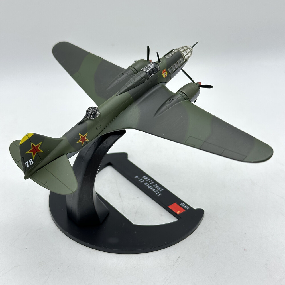 1:144 Alloy Diecast Military Model Soviet Union Ilyushin IL-4 Bomber Aircraft