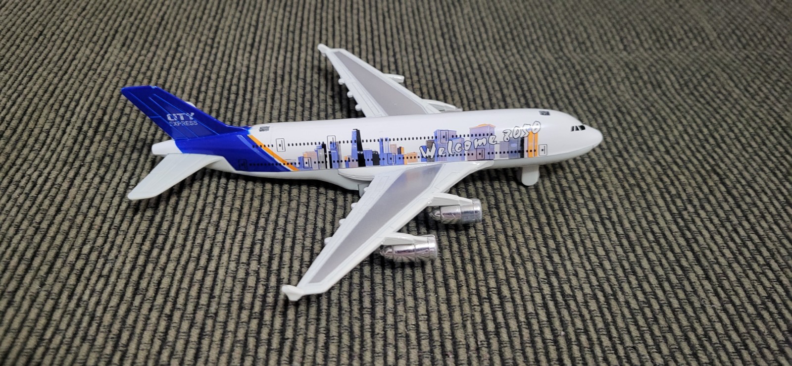 Airplane Toy Die Cast Metal Pullback Action Flashing Lights and Engine Sounds
