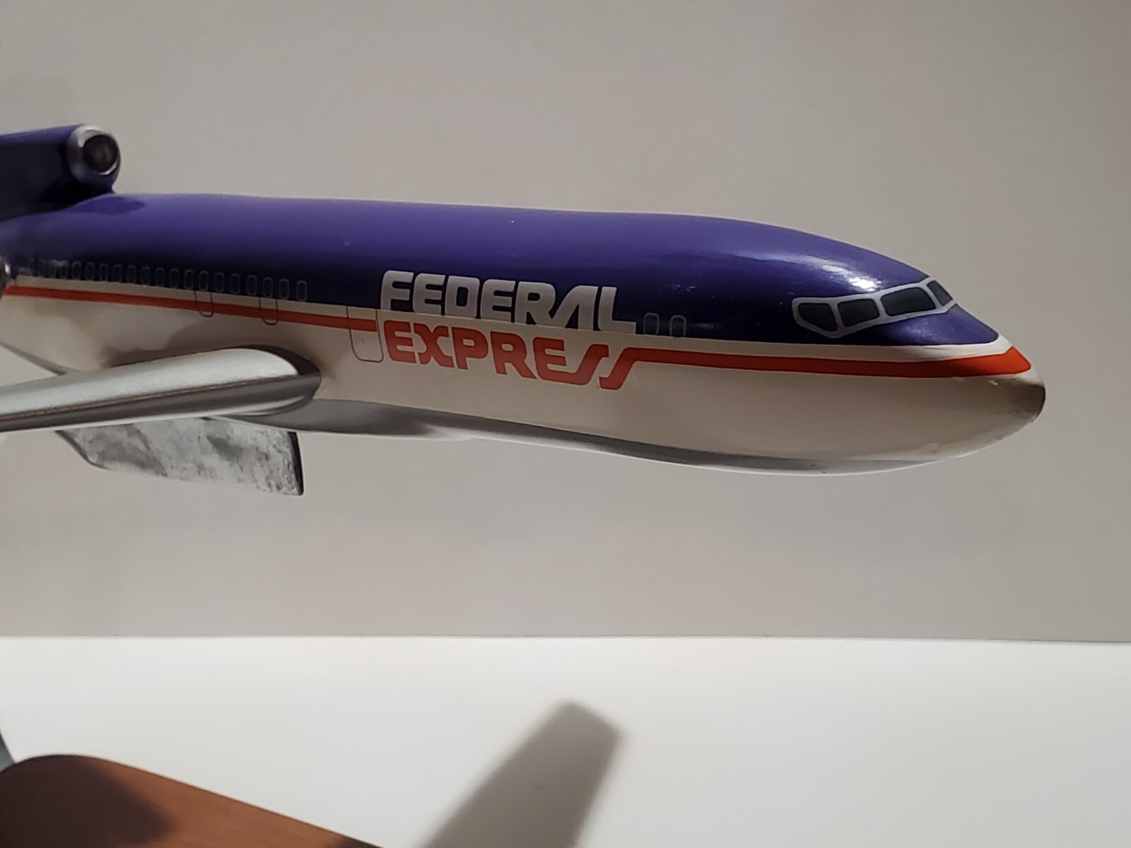 1980’s Federal Express Boeing 727-200F 1:100 Scale Fed Ex Wood Model Plane