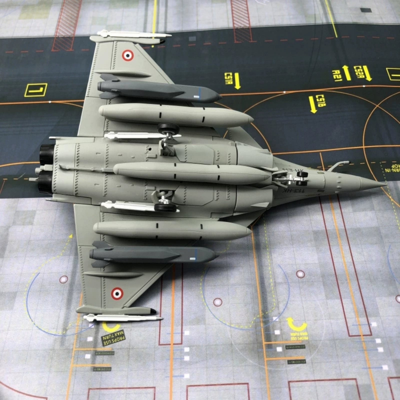 1/72 Diecast French Air Force Rafale B Fighter Finished Model Gift For Birthday