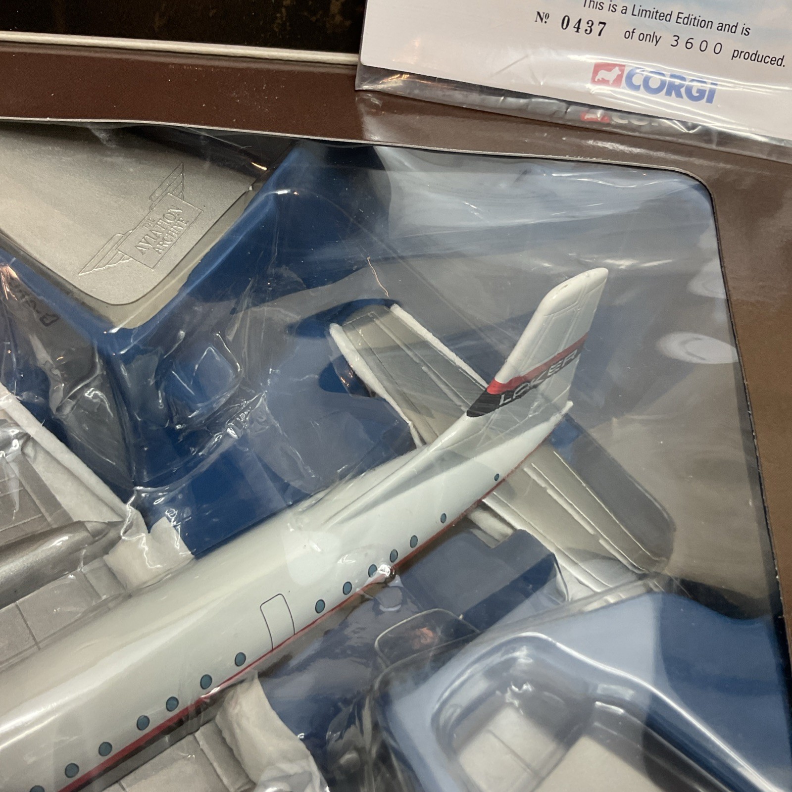 CORGI THE AVIATION ARCHIVE #48601 BRISTOL 175 BRITANNIA 102 LAKER AIRWAYS, 1:144