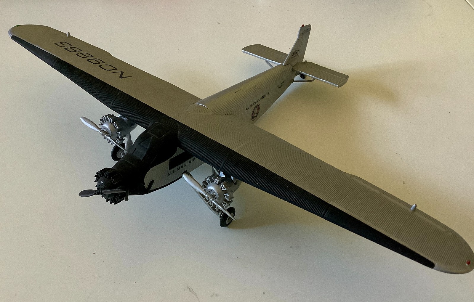 FORD TRI-MOTOR AIRLINER PLANE, DIE CAST METAL, (ERTL COLLECTIBLES) TOY, 1:72