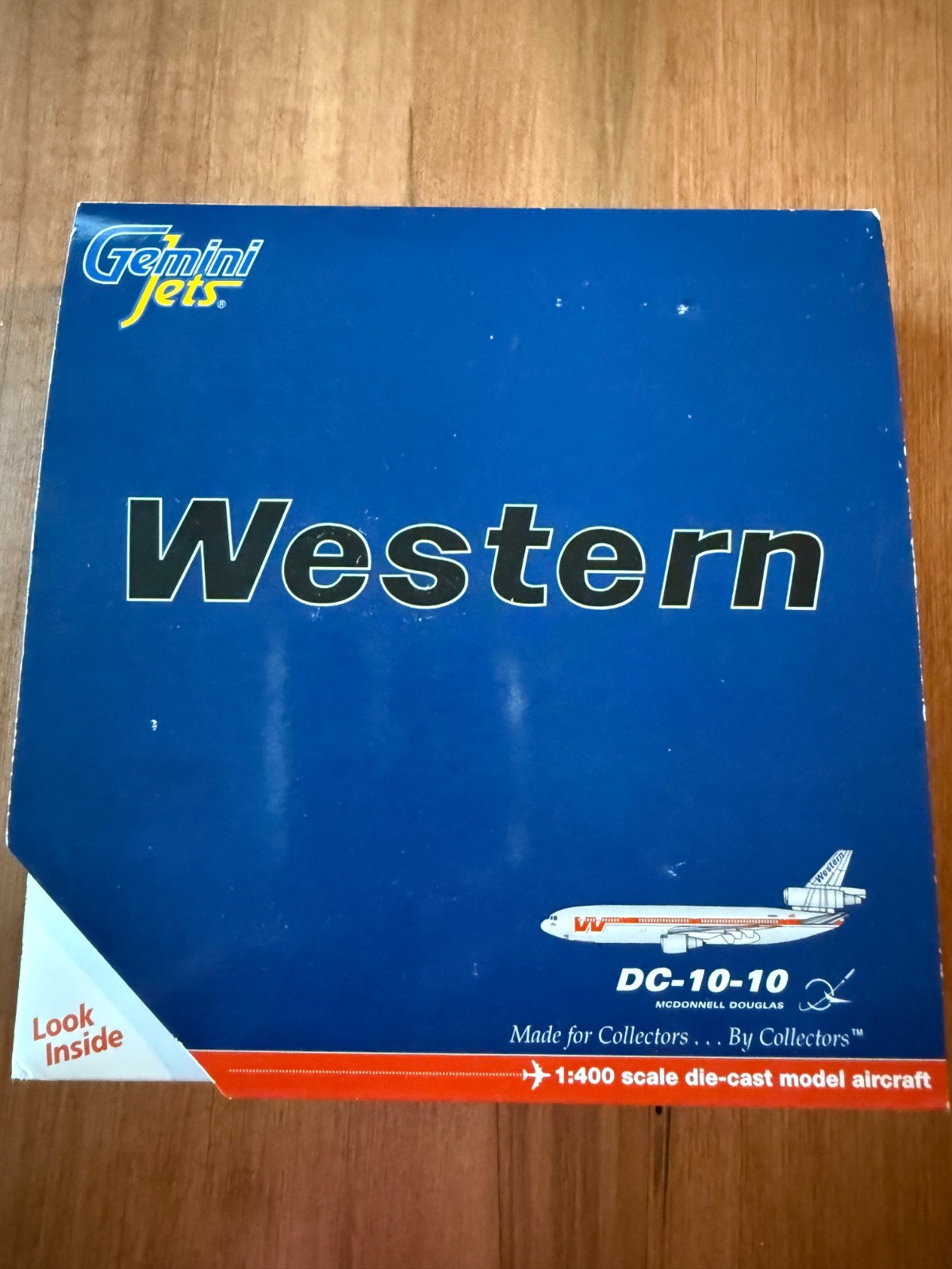 Diecast Airplane 1:400, Gemini Jets Western DC-10-10, Multi-Color