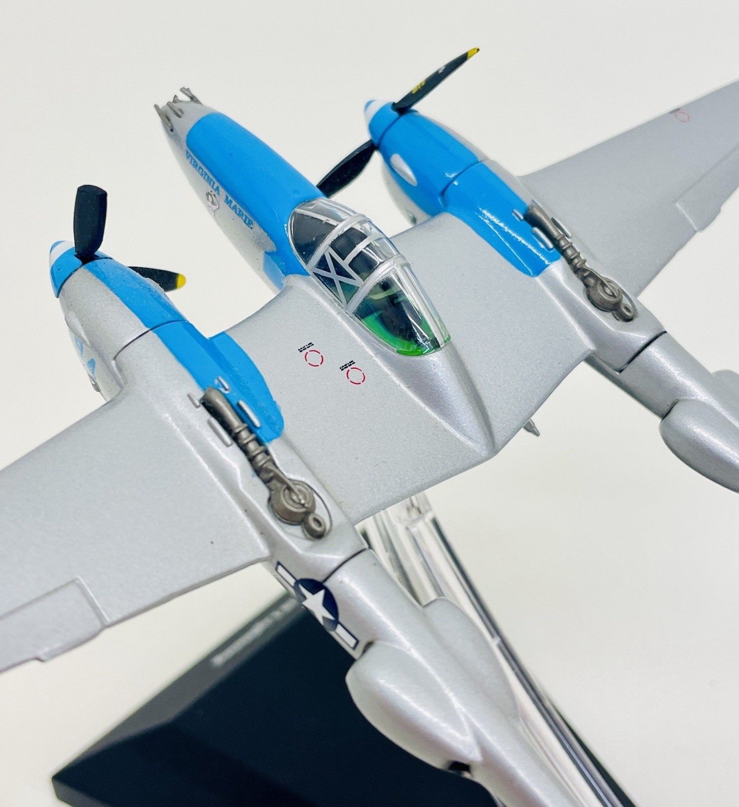 Franklin Mint Armour 1:100 P-38 Lightning Diecast Plane M11E280 Damaged
